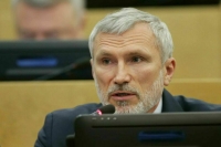 Депутат Журавлев считает, что Россия не должна мириться с США