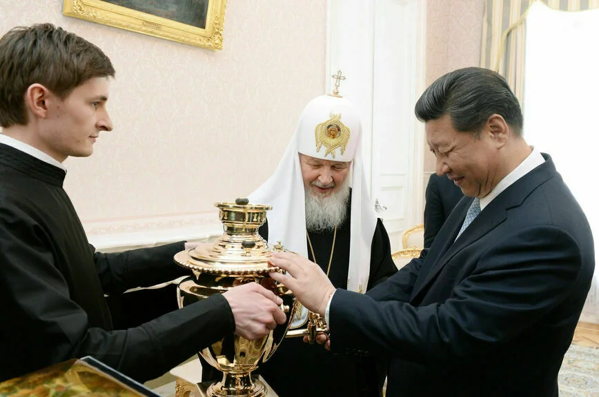 8 мая 2015 года. Встреча Святейшего Патриарха Кирилла с Председателем КНР Си Цзиньпином.