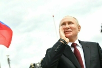 Путин спел гимн России вместе с детьми из «Движения первых»