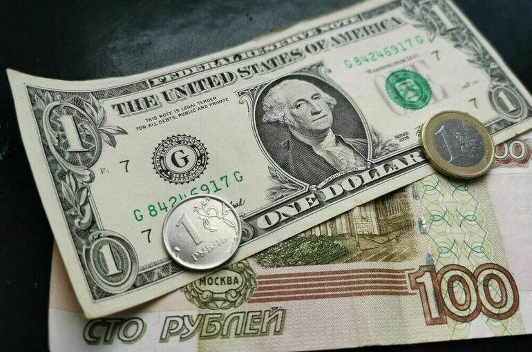 Курс доллара на Мосбирже впервые с 16 января превысил 91 рубль