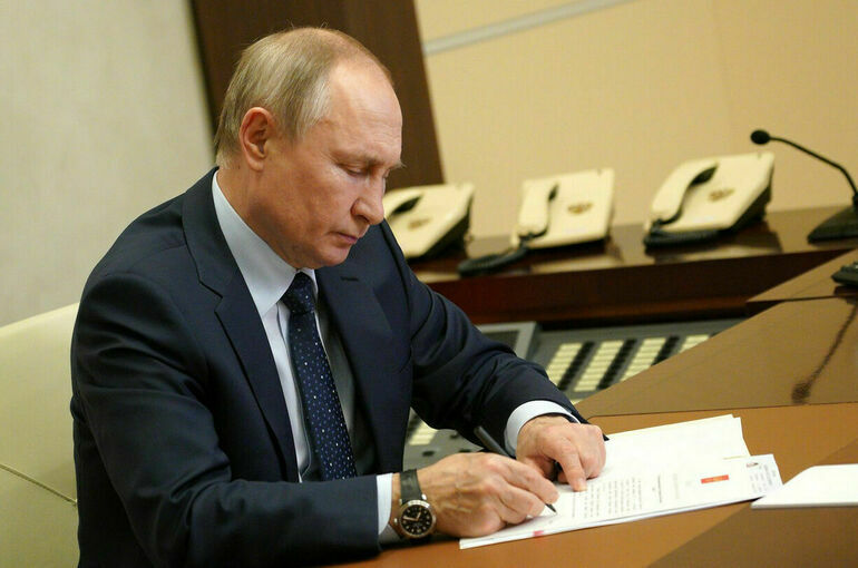 Путин освободил от должности замглавы ФСИН Алексея Гиричева