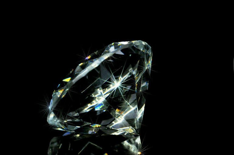 США запретят ввоз изделий с бриллиантами и несортированных алмазов из России