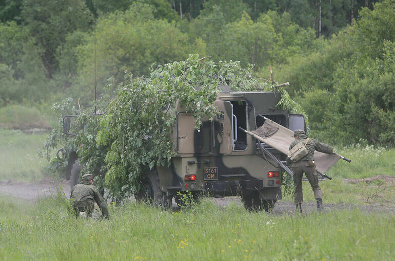 Законопроект о предельном возрасте контрактников удалили с портала