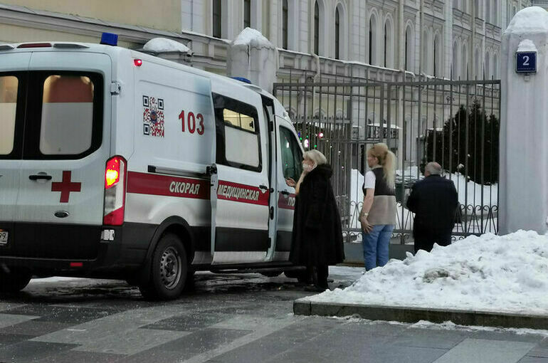 После ДТП с автобусом в Псковской области госпитализировали 8 детей