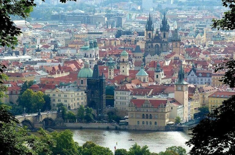 МИД Чехии хочет продлить запрет на выдачу виз гражданам России и Белоруссии