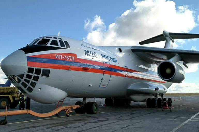 Самолеты МЧС освободят от аэродромных сборов