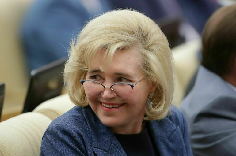 Депутат Фролова считает новые меры поддержки медиков самыми масштабными