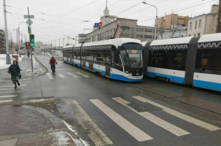 В Москве предлагают запустить трехлетний эксперимент с беспилотными трамваями