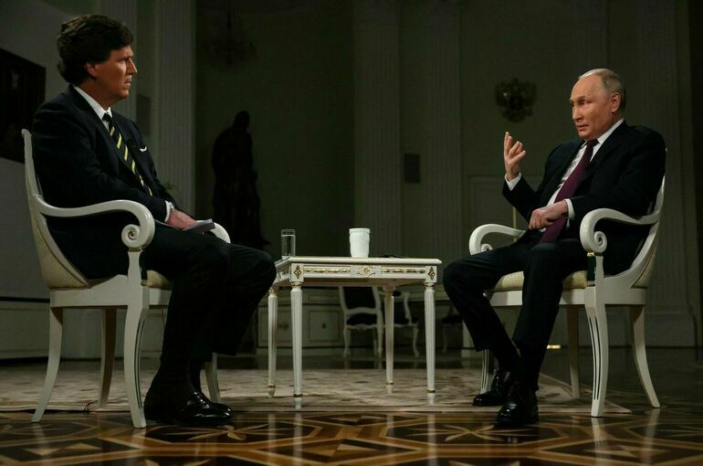 Путин объяснил мировой ажиотаж вокруг интервью Карлсону желанием узнать правду