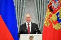 Путин вручил госнаграды подразделениям Воздушно-космических сил России