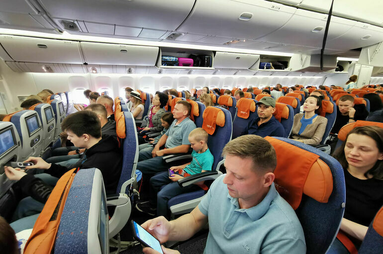 Путин: За шесть лет предстоит обновить не менее 75 аэропортов