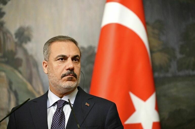 Глава МИД Турции выразил надежду на скорое перемирие России и Украины
