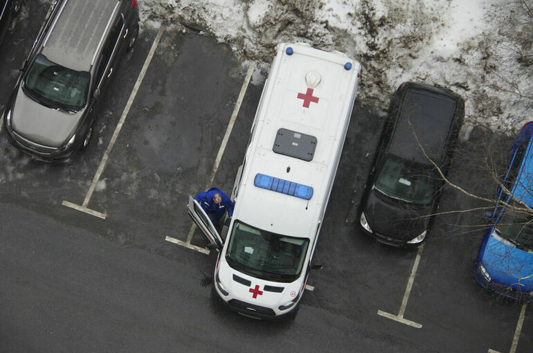 Двое взрослых и ребенок пострадали при падении лифта в Санкт-Петербурге