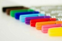 В список детских товаров с льготным НДС хотят включить ходунки и фломастеры