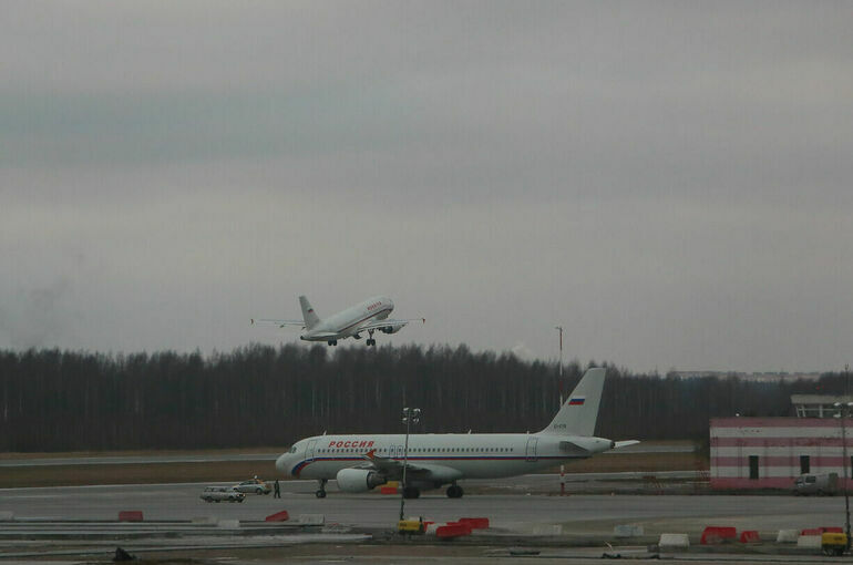 В Пулково сняли ограничения на полеты