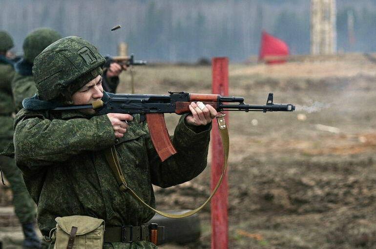 В армии Белоруссии начали проверку боеготовности на фоне учений НАТО