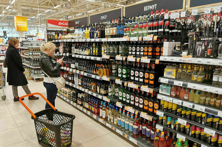 Эксперимент по маркировке импортного алкоголя предлагают продлить