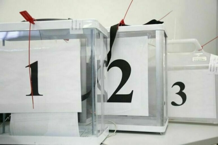 В Казахстане на выборах президента проголосовали более 7,7 тысячи россиян