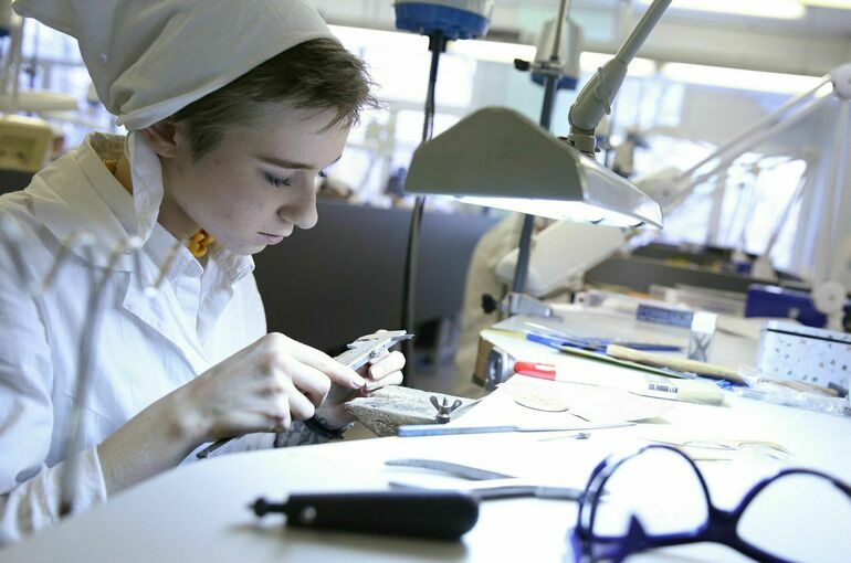 Производителям серебряных изделий вернут налоговые льготы