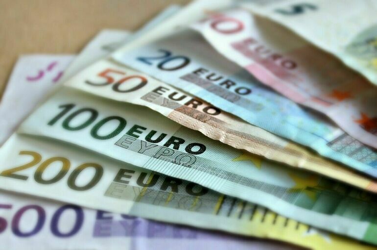 Еврокомиссия одобрила закупку оружия для Украины на доходы от активов России Еврокомиссия одобрила закупку оружия для Украины на доходы от активов России