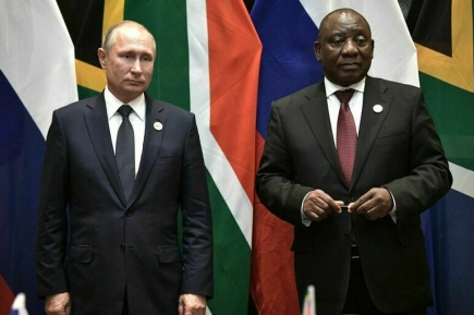 Президент ЮАР поздравил Путина с победой на президентских выборах