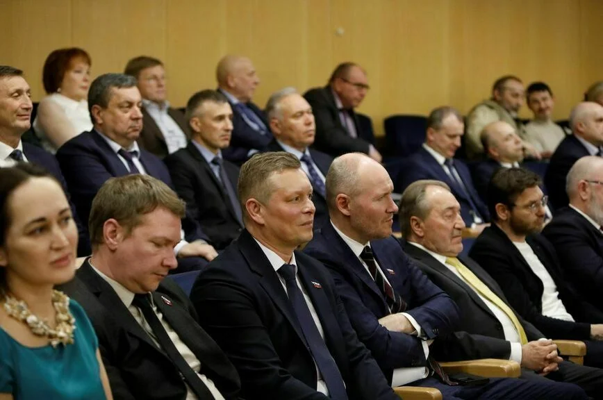 Парламент Ленинградской области отметил 30-летний юбилей