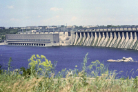 Днепровская ГЭС остановилась после пожара и повреждений