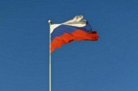 На зданиях детских садов и вузов появятся государственные флаги