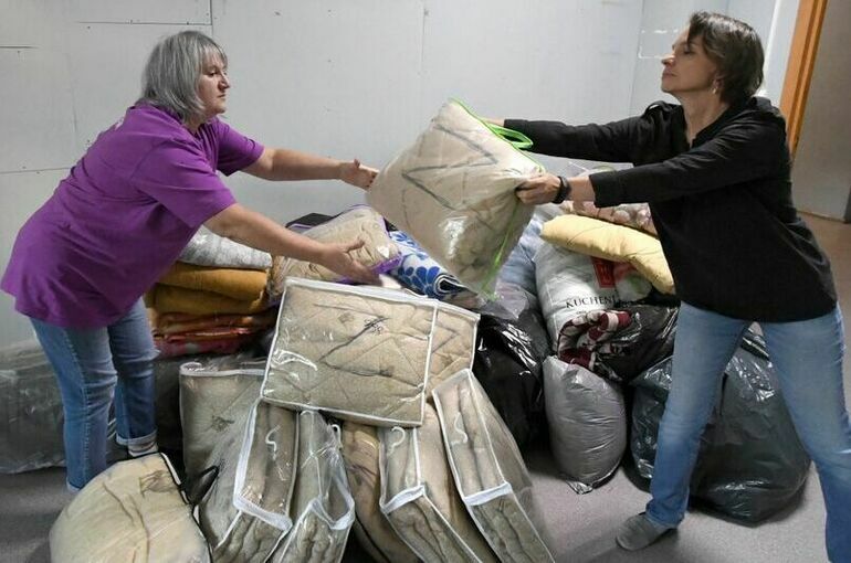 Путин рекомендовал утвердить награду для волонтеров, помогающих бойцам СВО