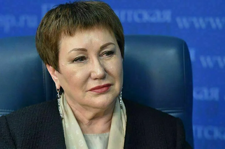 Елена Перминова.
