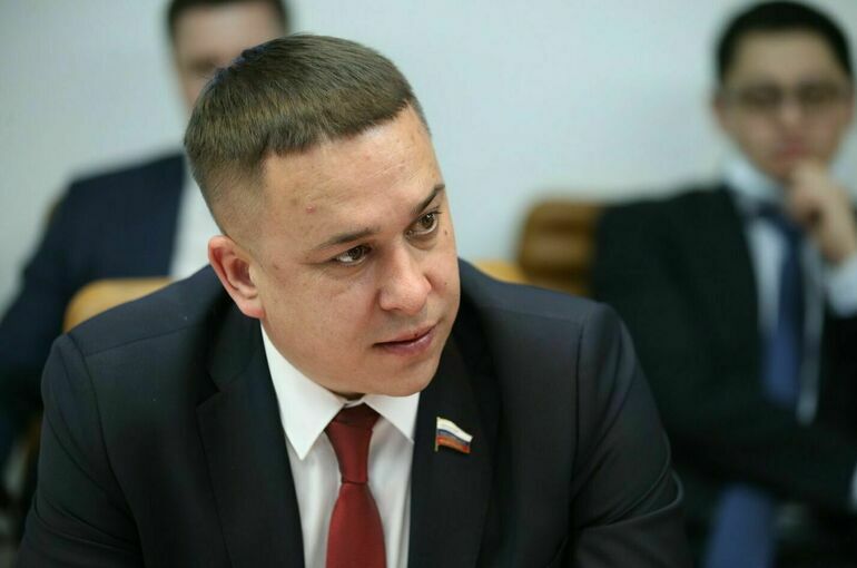 Сенатор Гибатдинов поддержал идею беспроцентной ипотеки молодым родителям