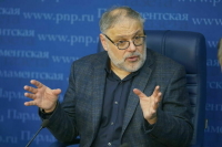 Экономист Хазин считает, что сближение с Евросоюзом разрушит Украину