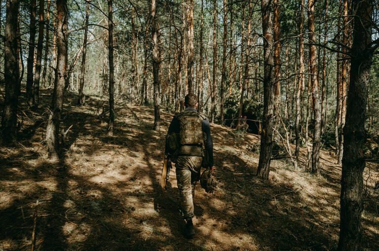 Боец ВСУ рассказал, как российский дрон помог ему сдаться в плен