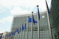 Фон дер Ляйен призвала ЕС сделать все, чтобы избежать эскалации на Ближнем Востоке