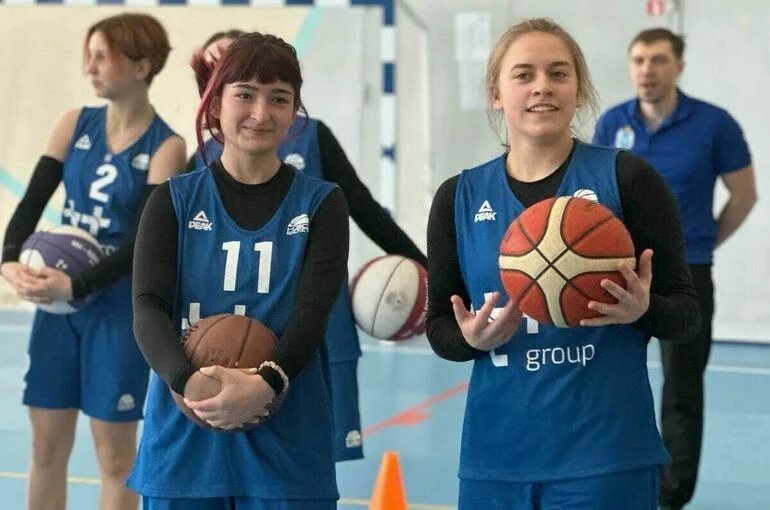 На Ямале порядка 60 процентов жителей регулярно занимаются спортом