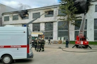 Три человека погибли при пожаре на заводе в Воронеже