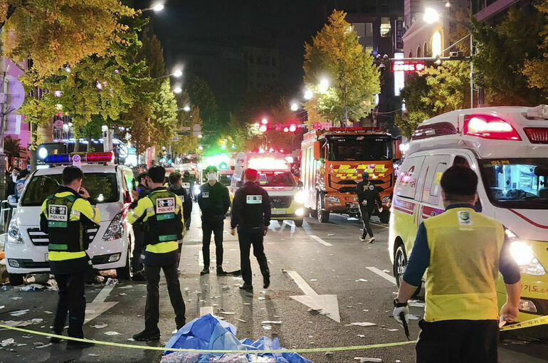 Парламент Южной Кореи принял законопроект о новом расследовании давки в Сеуле