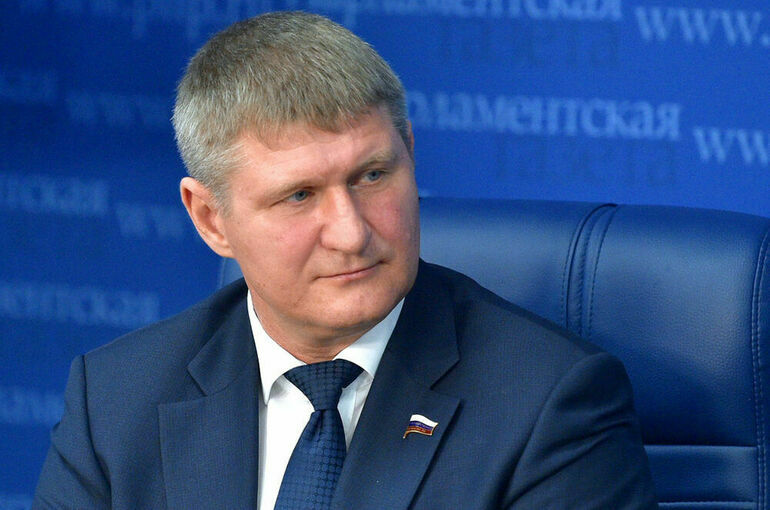 Депутат Шеремет призвал создать трудовые лагеря для тех, кто угрожает Крыму