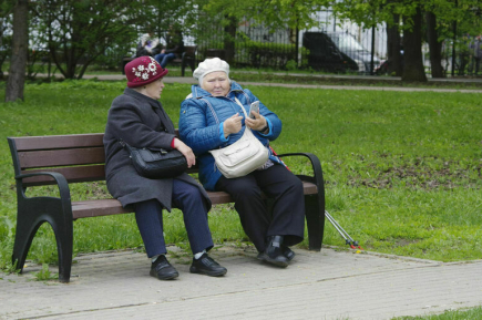 Президент поручил к 2030 году увеличить продолжительность жизни в РФ до 78 лет
