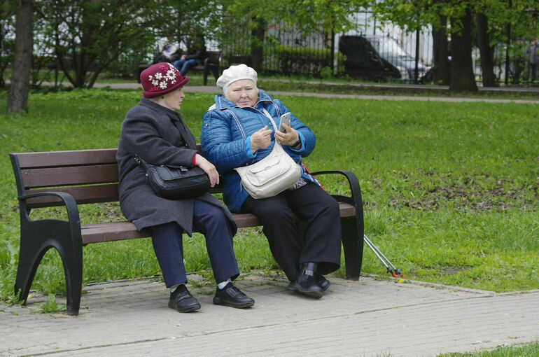 Президент поручил к 2030 году увеличить продолжительность жизни в РФ до 78 лет