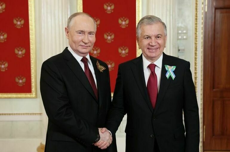 Путин встретил иностранных лидеров, приехавших на парад Победы в Москву