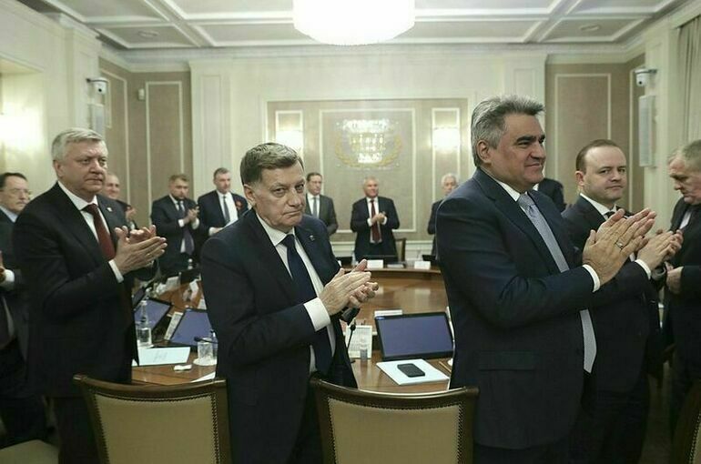 Володин наградил орденом Дружбы молдавского депутата