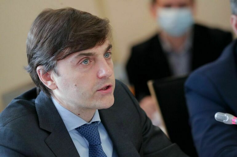 В Госдуме поддержали кандидатуру Кравцова на пост главы Минпросвещения