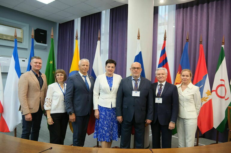 Астраханские депутаты предлагают изменить законодательство в сферах образования и аквакультуры