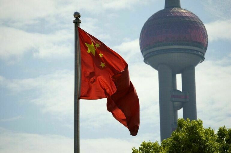 Глава парламента Китая призвал развивать стратегический диалог с Индонезией