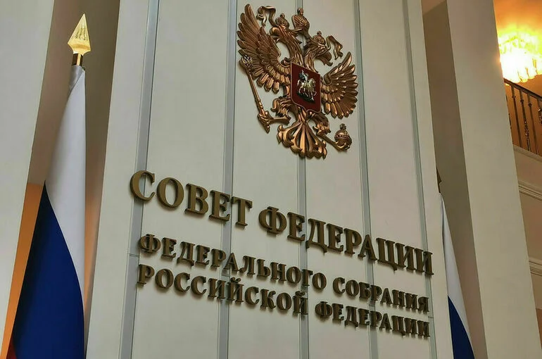 Врио главы ХМАО предложил Комаровой представлять Югру в Совфеде