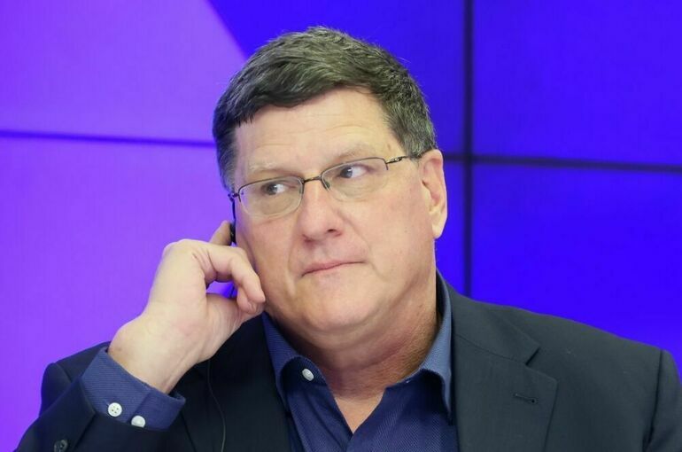 Бывший американский разведчик Риттер рассказал, чему его обучали в США