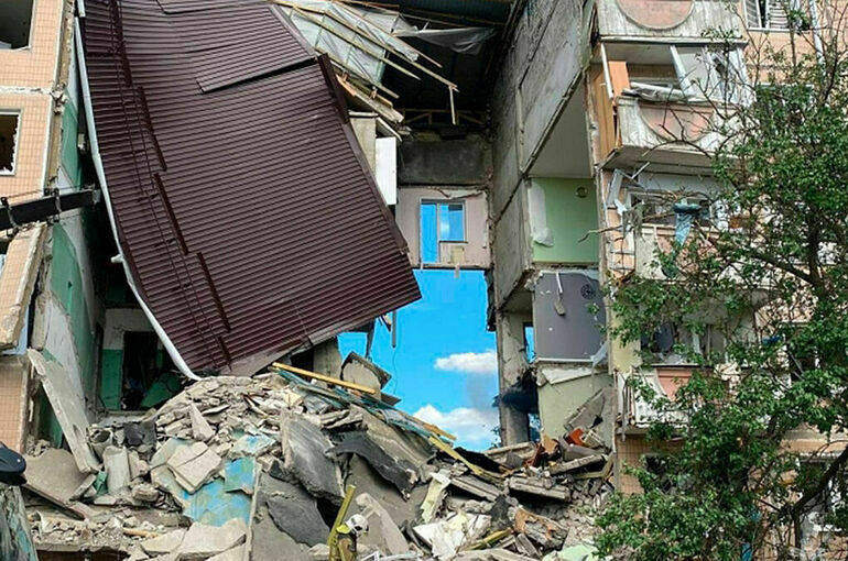 В Шебекине при обрушении подъезда из-за обстрела пострадали пять человек