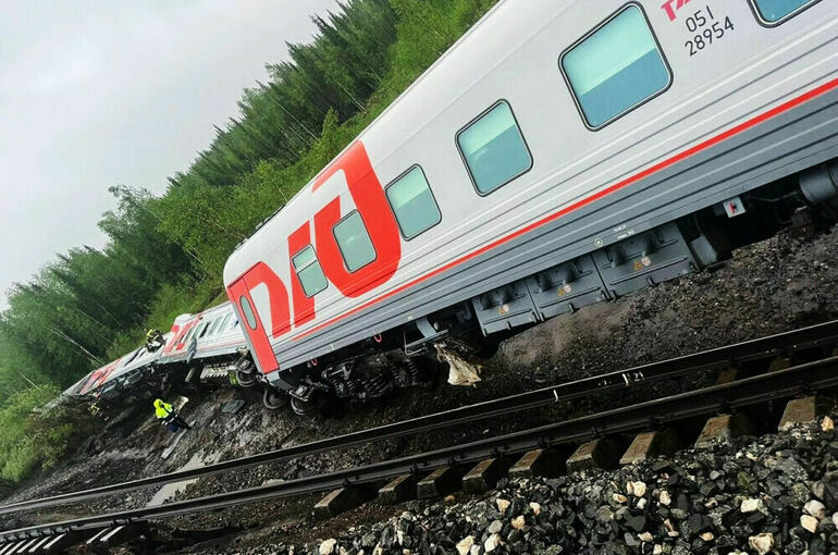 Спасатели обнаружили тело третьего погибшего в катастрофе в Коми