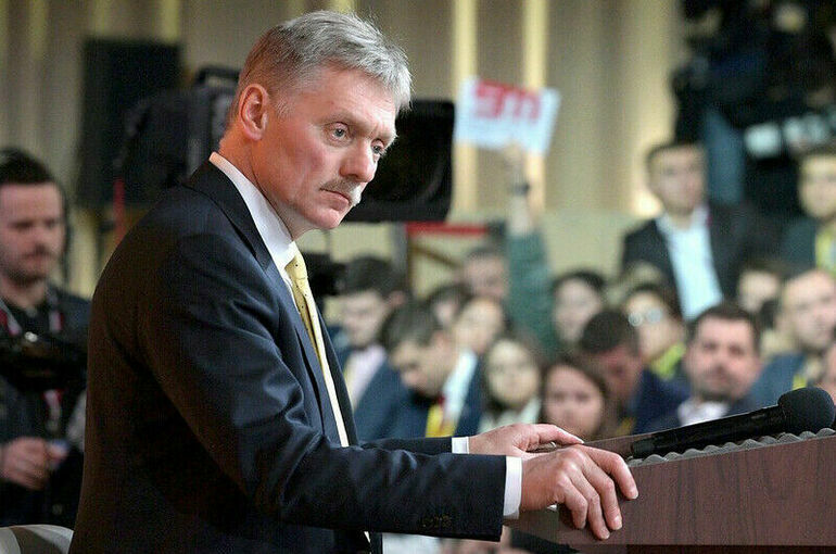 Песков назвал недальновидным отказ Запада от мирного плана России